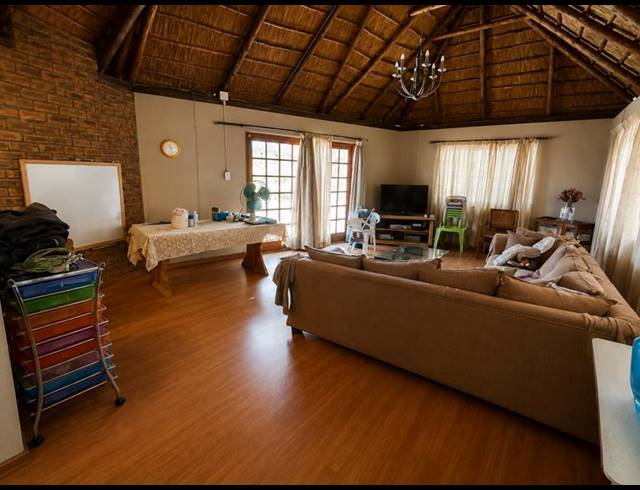 3 BEDROOM HOUSE FOR SALE IN SASOLBURG EXT 3